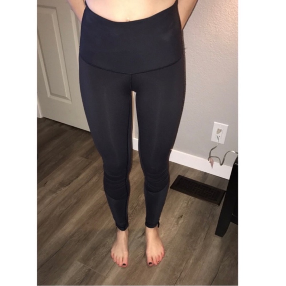 Sold out Lululemon mesh leggings